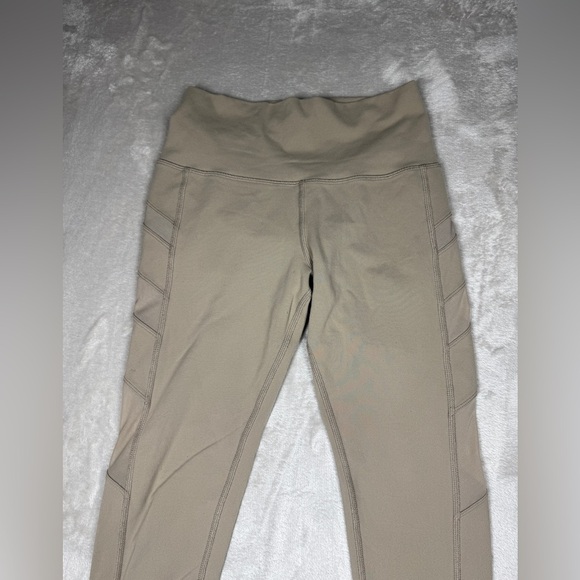Alo Yoga Cream Tan Mesh Block Athletic Leggings Size Small - Picture 3 of 16